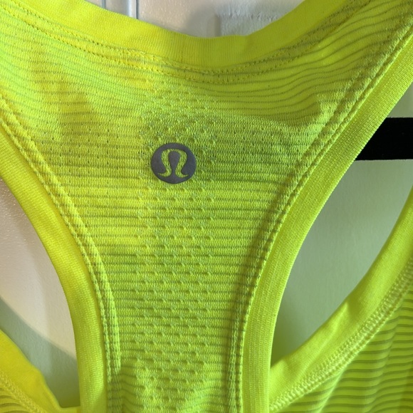 Lululemon Swiftly Tech - Picture 3 of 3